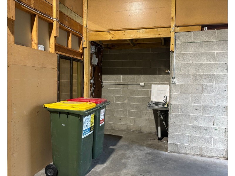 Bay 6, 1a Coolabah Drive, Taree NSW 2430