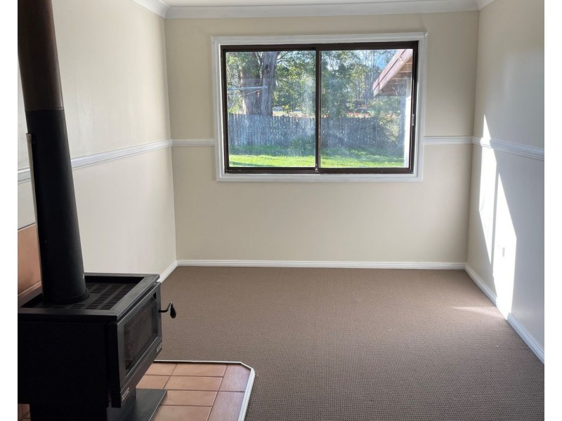 65 Bushland Drive, Taree NSW 2430