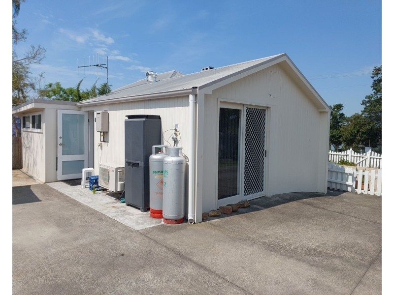 2a Commerce Street, Taree NSW 2430