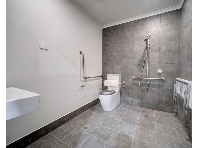 Bay 4/274  Bushland Drive, Taree NSW 2430