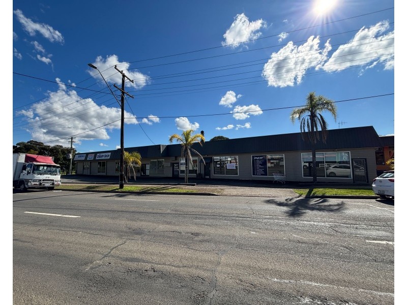 Shops 3, 4 & 4a/32 Beeton Parade, Taree NSW 2430
