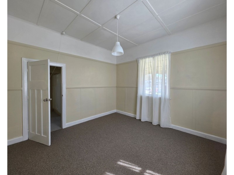 18 Beeton Parade, Taree NSW 2430