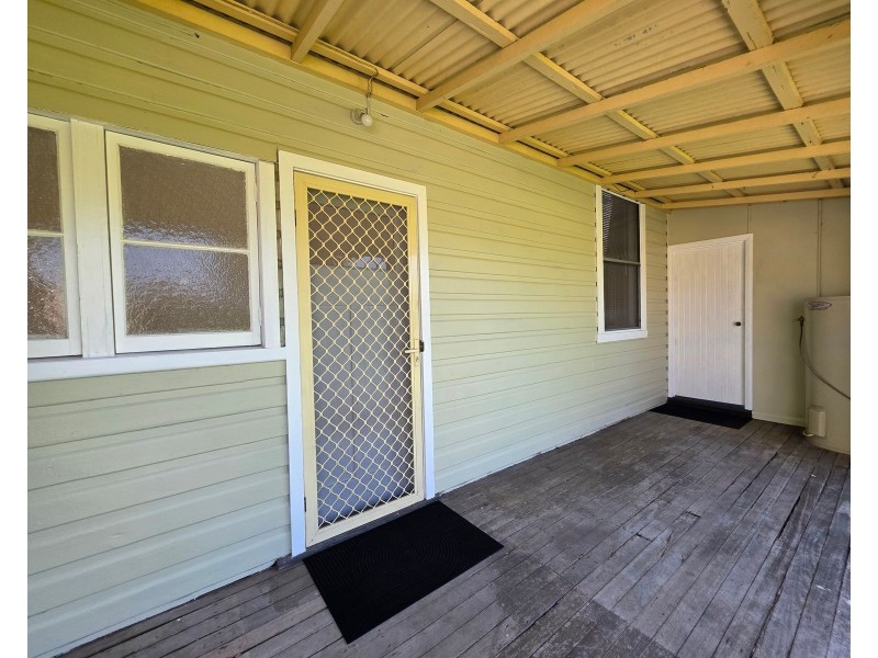 18 Beeton Parade, Taree NSW 2430