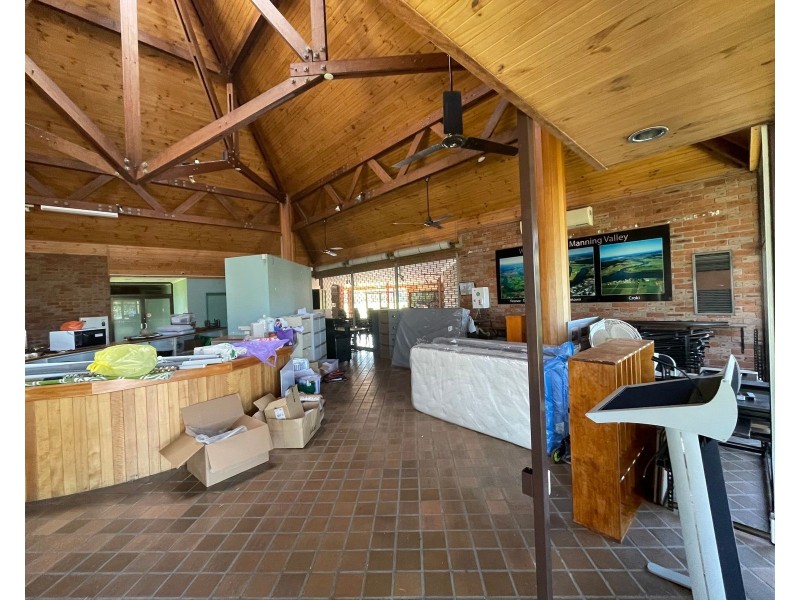 21 Manning River Drive, Taree NSW 2430