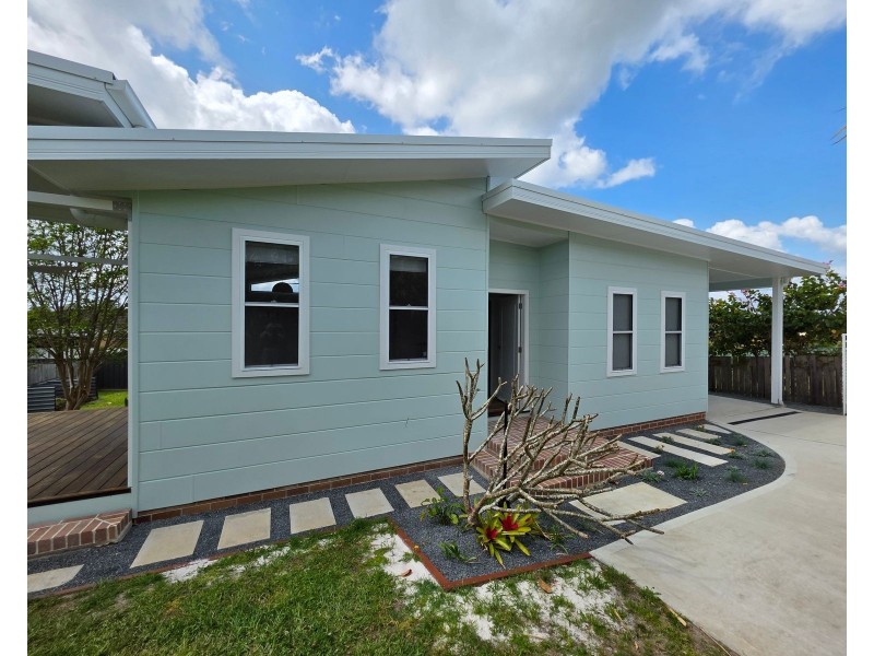 32a Edinburgh Drive, Taree NSW 2430