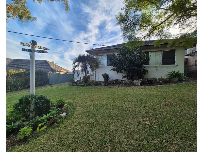 8 Cowan Road, Taree NSW 2430