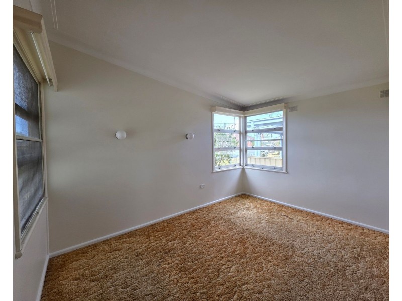 24 Kanangra Drive,, Taree NSW 2430