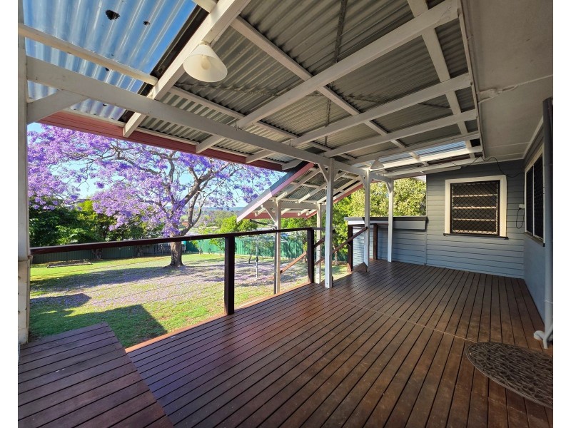 22 Edinburgh Drive, Taree NSW 2430