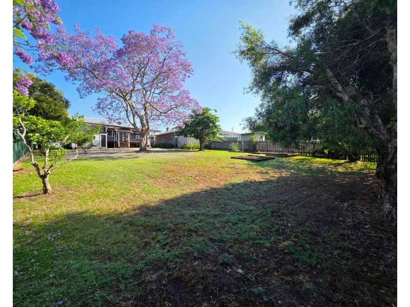 22 Edinburgh Drive, Taree NSW 2430