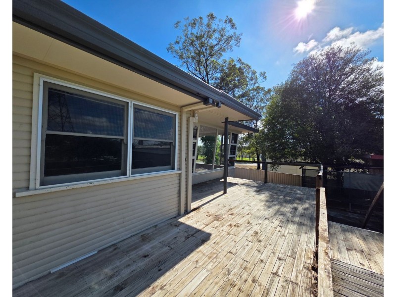 42 Muldoon Street, Taree NSW 2430