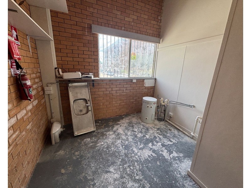 Shop 1/10-16 Pulteney Street, Taree NSW 2430