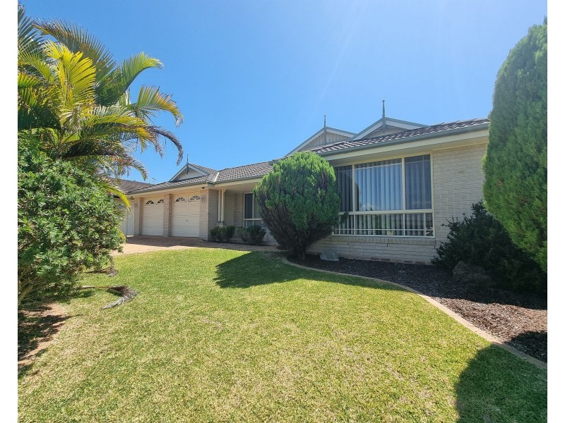 5 Surfsound Avenue, Wallabi Point NSW 2430
