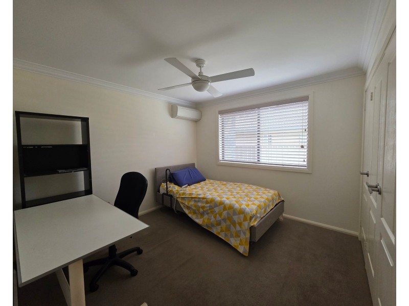 18 John Armstrong Close, Taree NSW 2430