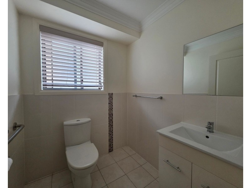 18 John Armstrong Close, Taree NSW 2430