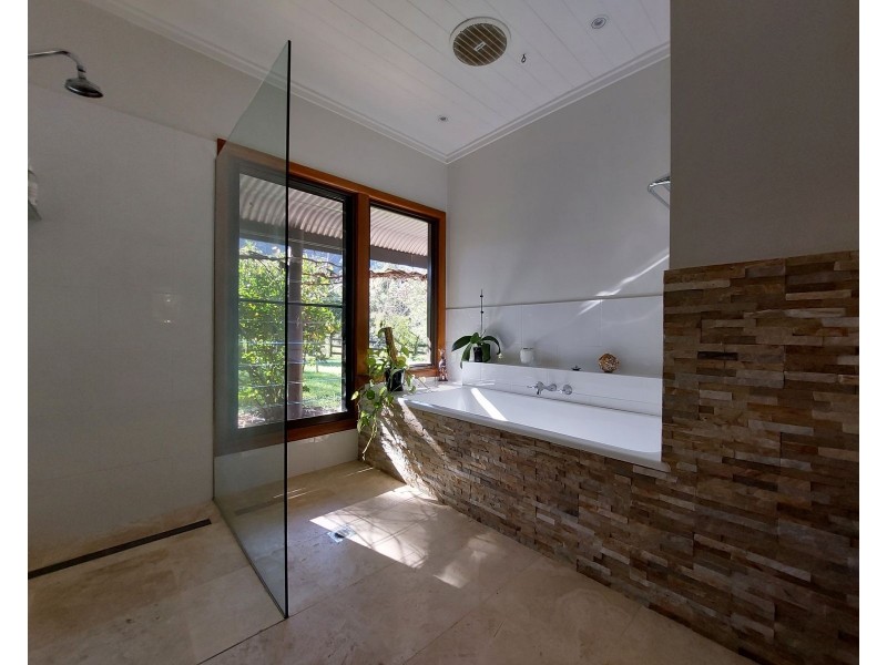 110 Koppin Yarratt Road, Upper Lansdowne NSW 2430