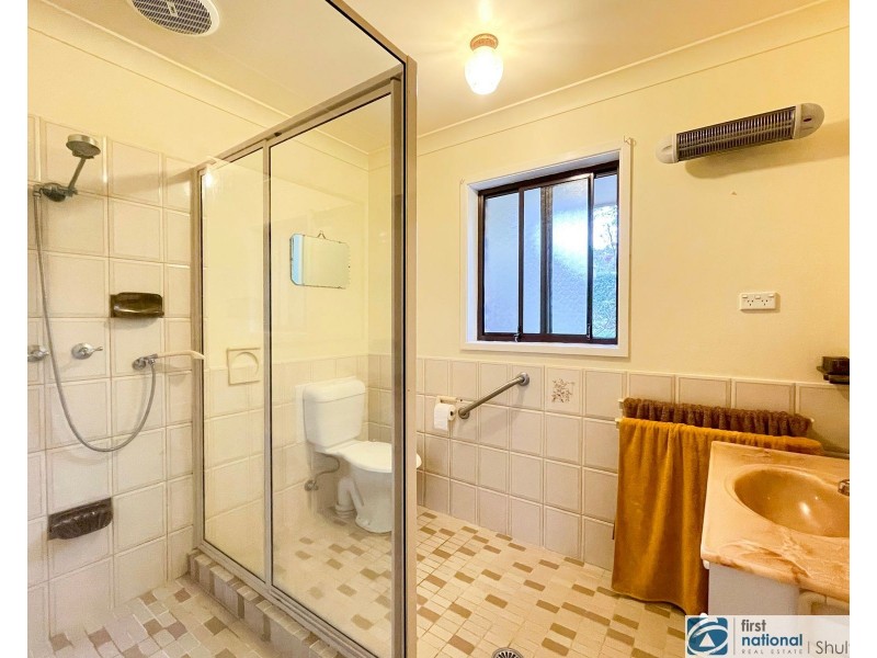 42 Amaroo Drive, Taree NSW 2430