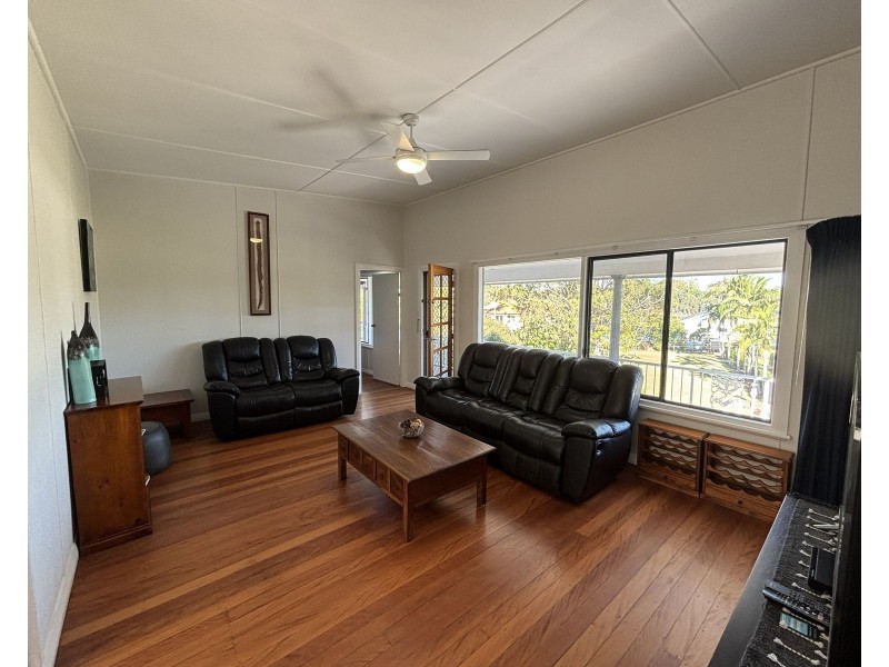 11 West End Avenue, Taree NSW 2430