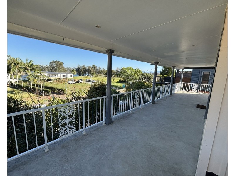 11 West End Avenue, Taree NSW 2430