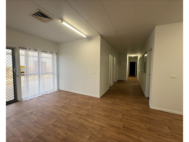 10 Railway Parade, Taree NSW 2430