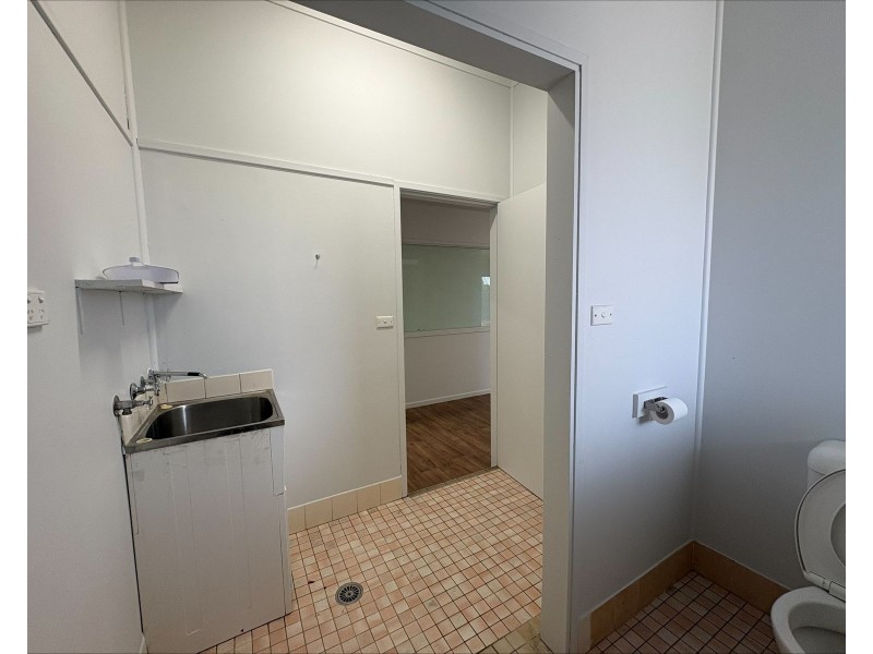 10 Railway Parade, Taree NSW 2430