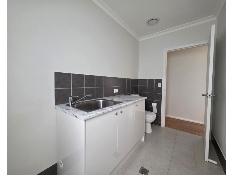 97b Talawong Drive, Taree NSW 2430