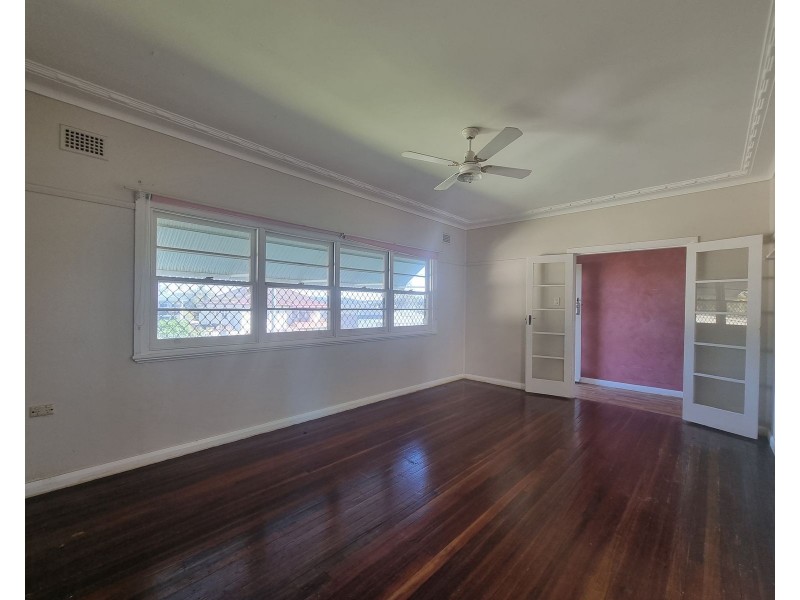 7 Hinten Crescent, Taree NSW 2430