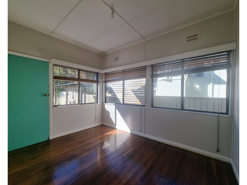 7 Hinten Crescent, Taree NSW 2430