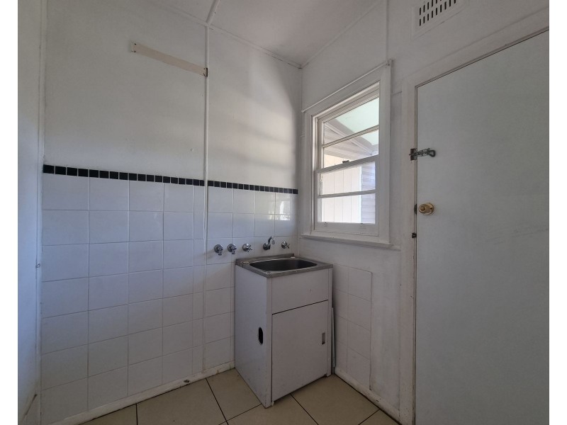 7 Hinten Crescent, Taree NSW 2430