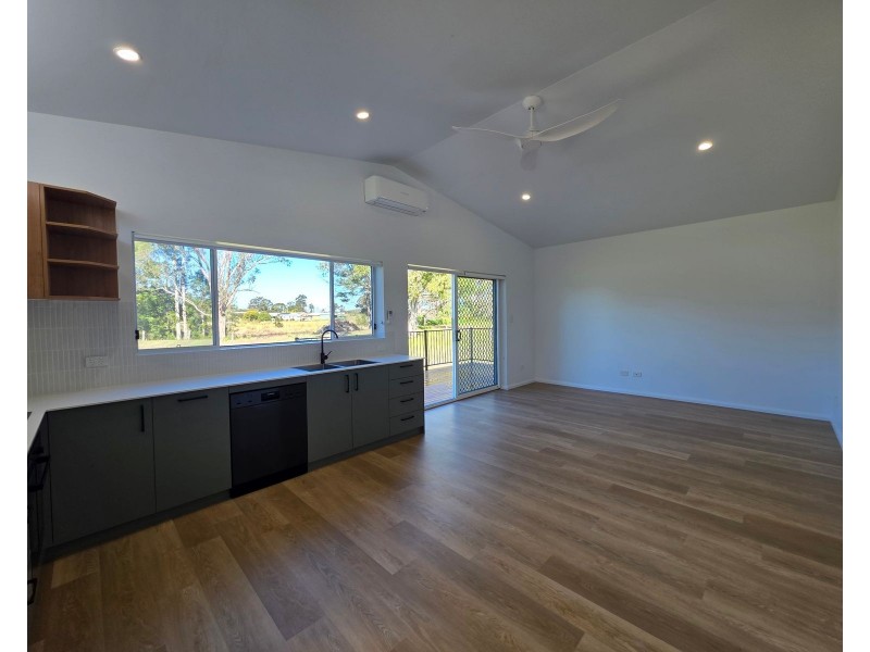 5A Belinda Place, Taree NSW 2430