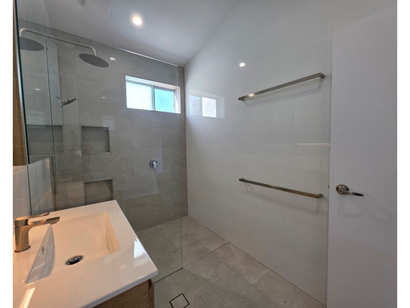 5A Belinda Place, Taree NSW 2430