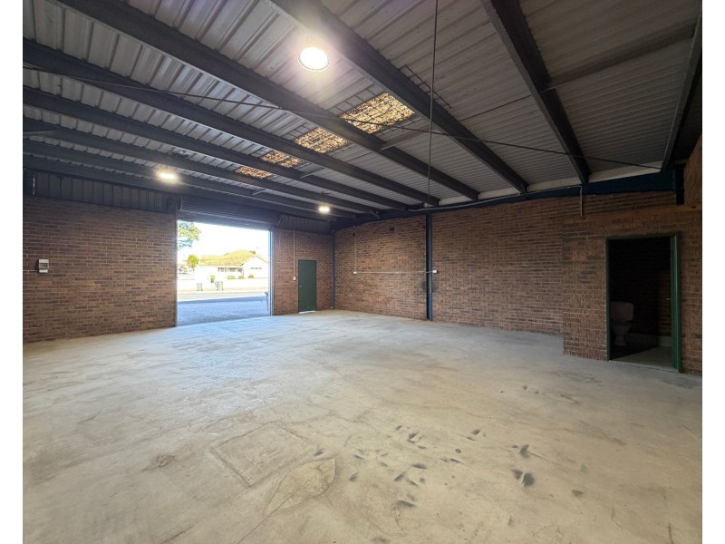 Bay 3/105 Manning Street, Taree NSW 2430