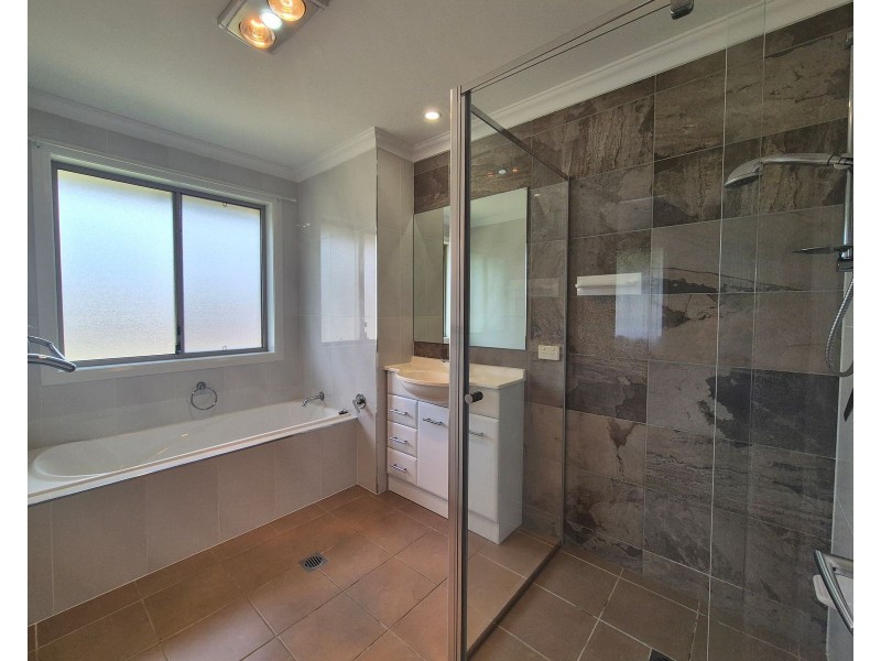 17 Duranbar Place, Taree NSW 2430