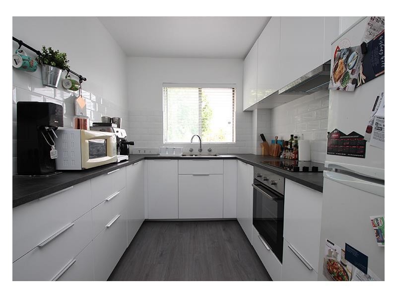 6/10 Teramby Road, Hamilton NSW 2303