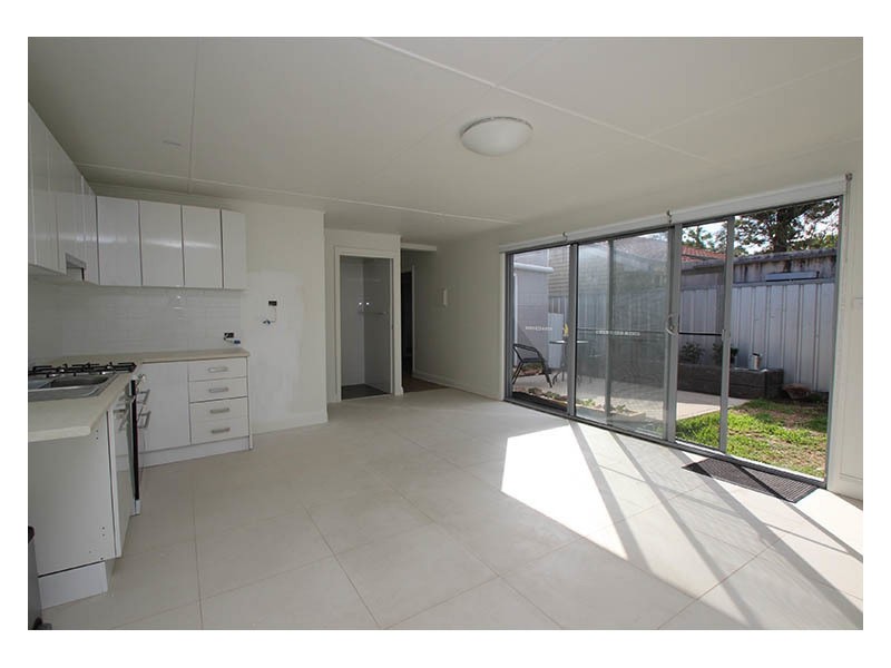 Flat/53 Illalung Road, Lambton NSW 2299