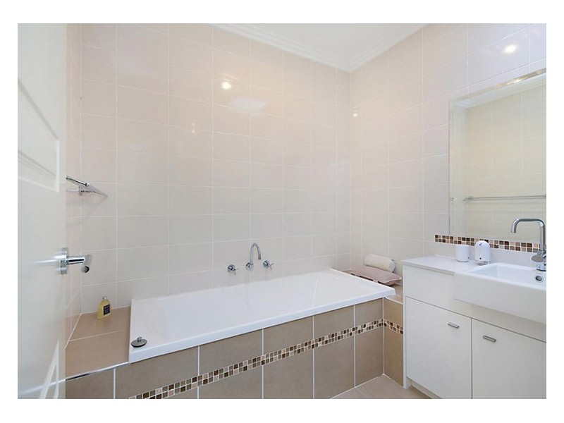 7/113 Cleary Street, Hamilton NSW 2303