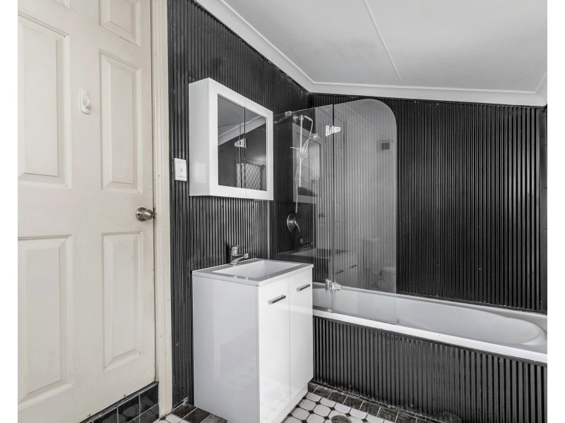 103 Laman Street, Cooks Hill NSW 2300