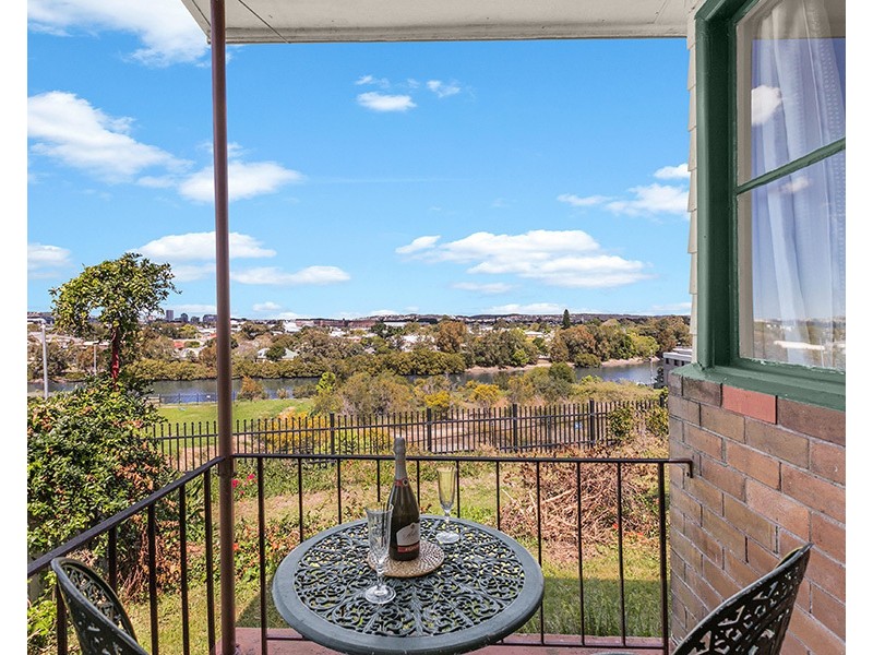 95 Henry Street, Tighes Hill NSW 2297
