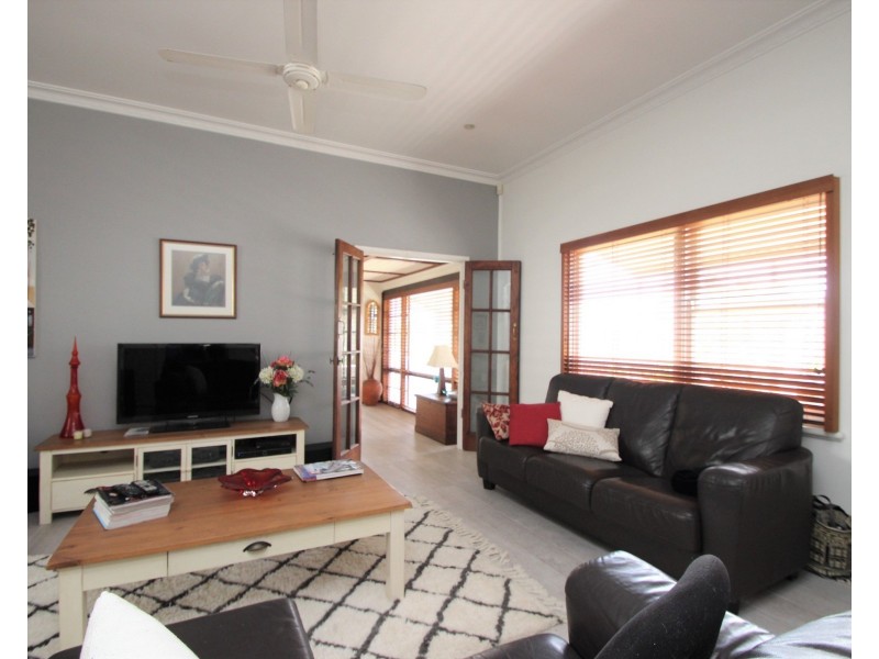 1 High Street, The Hill NSW 2300