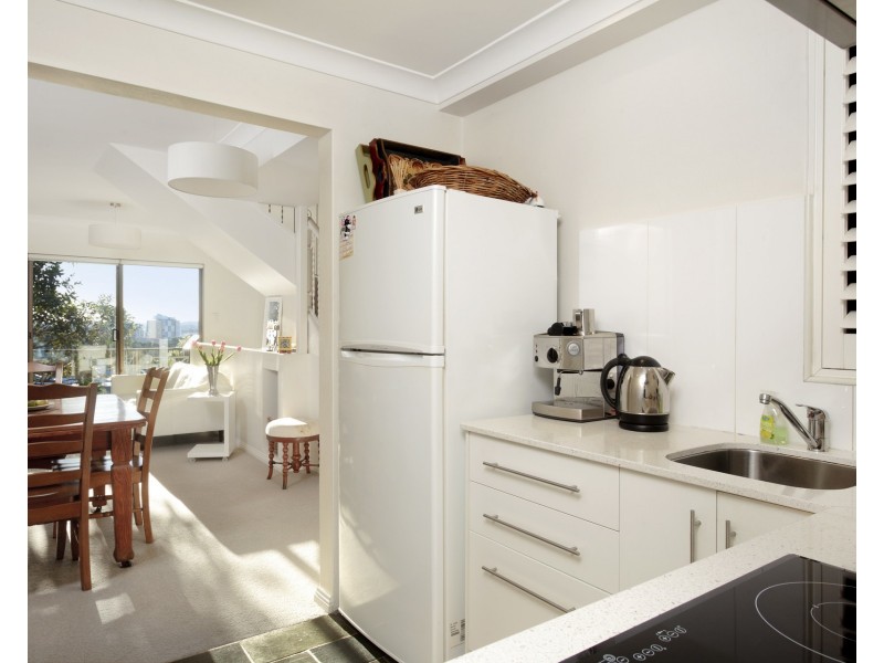 8/10 Kitchener Parade, The Hill NSW 2300