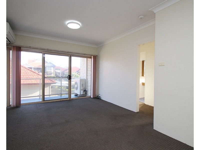 8/20 Burwood Street, Merewether NSW 2291