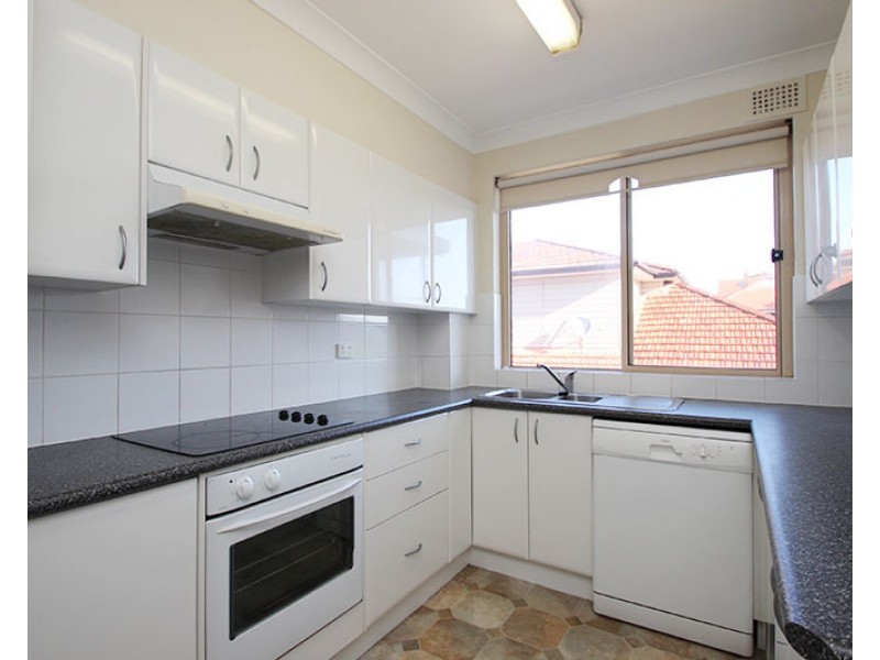 8/20 Burwood Street, Merewether NSW 2291