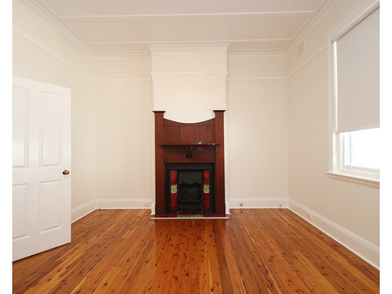 213 Denison Street, Broadmeadow NSW 2292