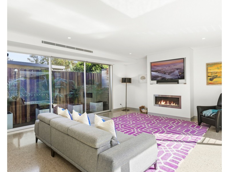 46 Buchanan Street, Merewether NSW 2291