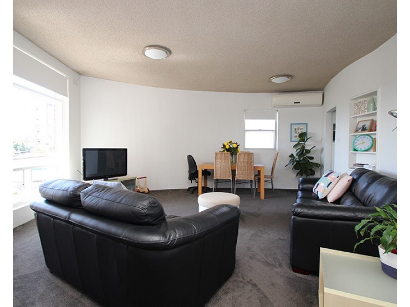 2/10 Anzac Parade, The Hill NSW 2300