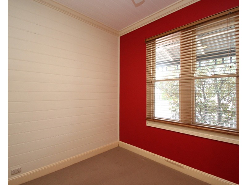 4 Bourke Street, Adamstown NSW 2289