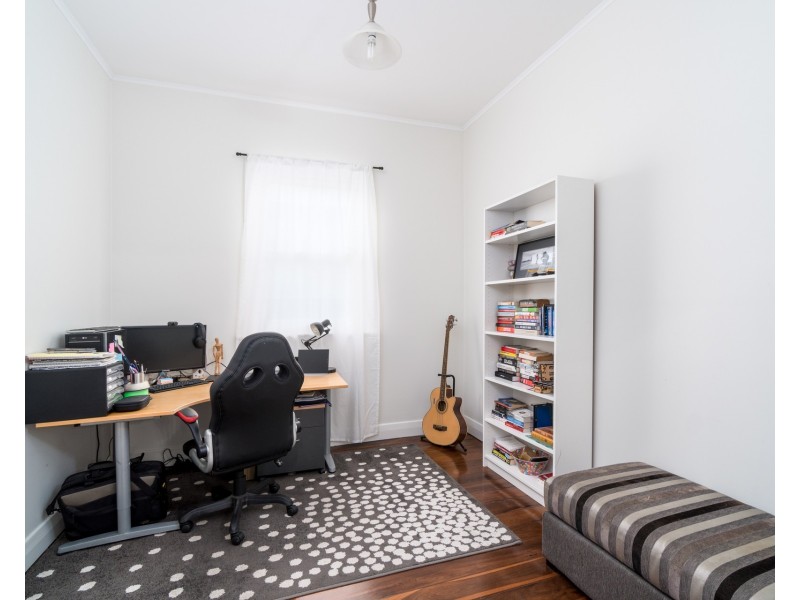 20 Henson Avenue, Mayfield East NSW 2304