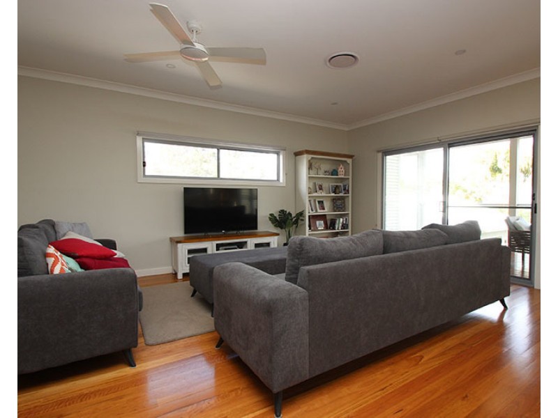 4 Cowper Avenue, Charlestown NSW 2290