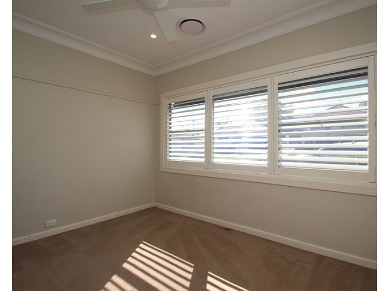 4 Cowper Avenue, Charlestown NSW 2290