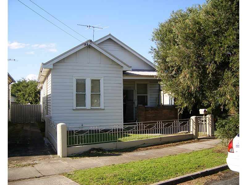 1/15 Vera Street, Waratah NSW 2298