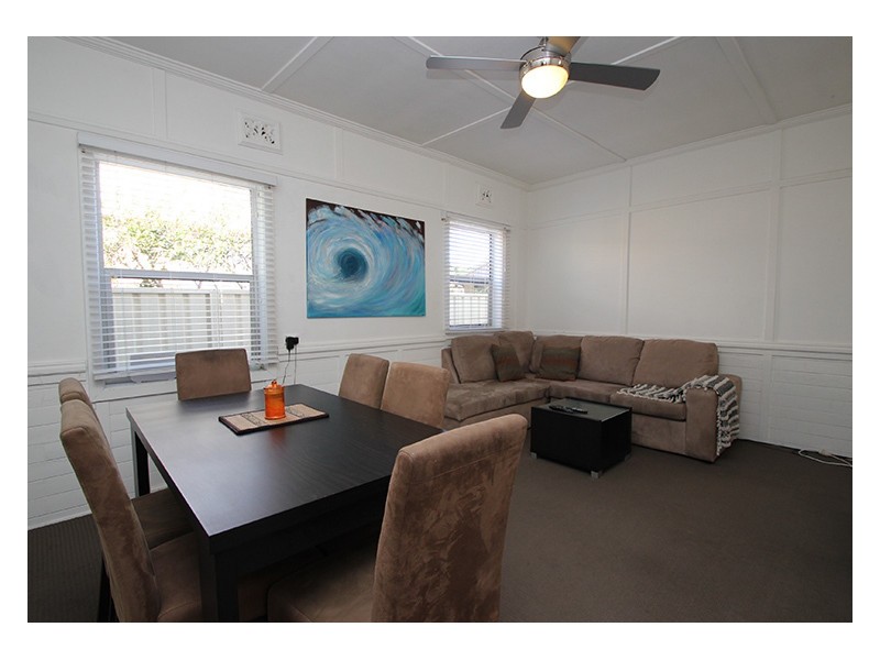 14 Winsor Street, Merewether NSW 2291